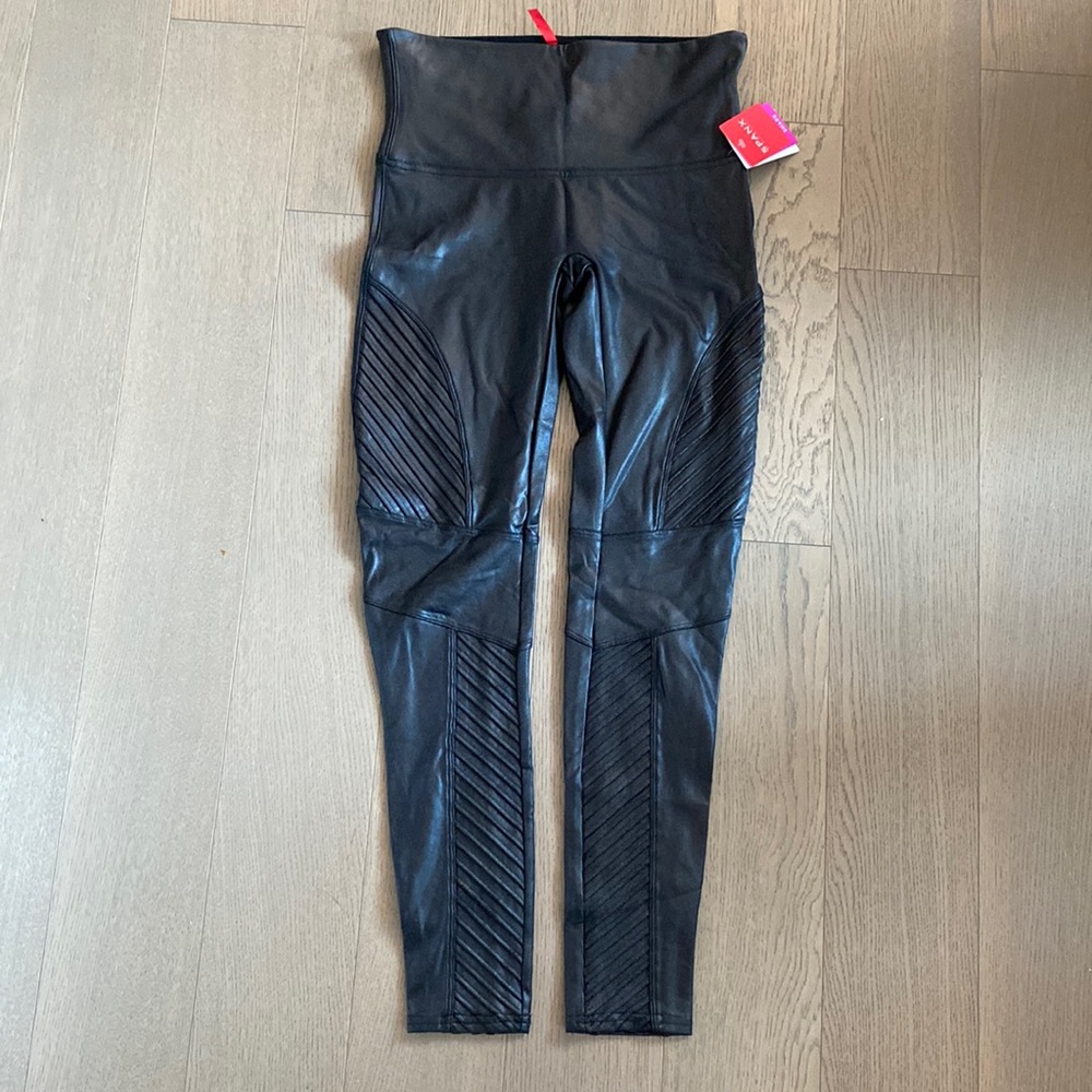 New with tags spanx faux leather leggings control top